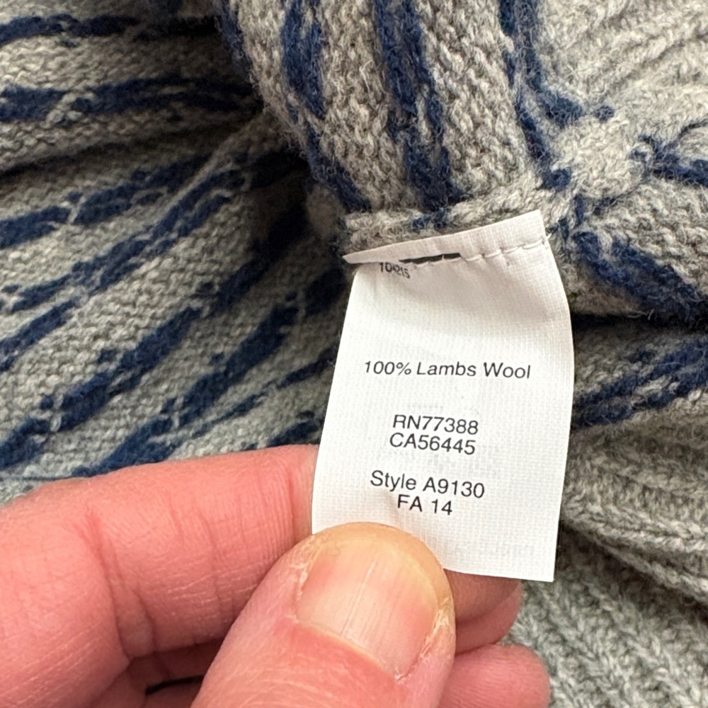 J. Crew Men's Gray and Navy Crewneck Sweater 100% Lambs Wool - Picture 8 of 8